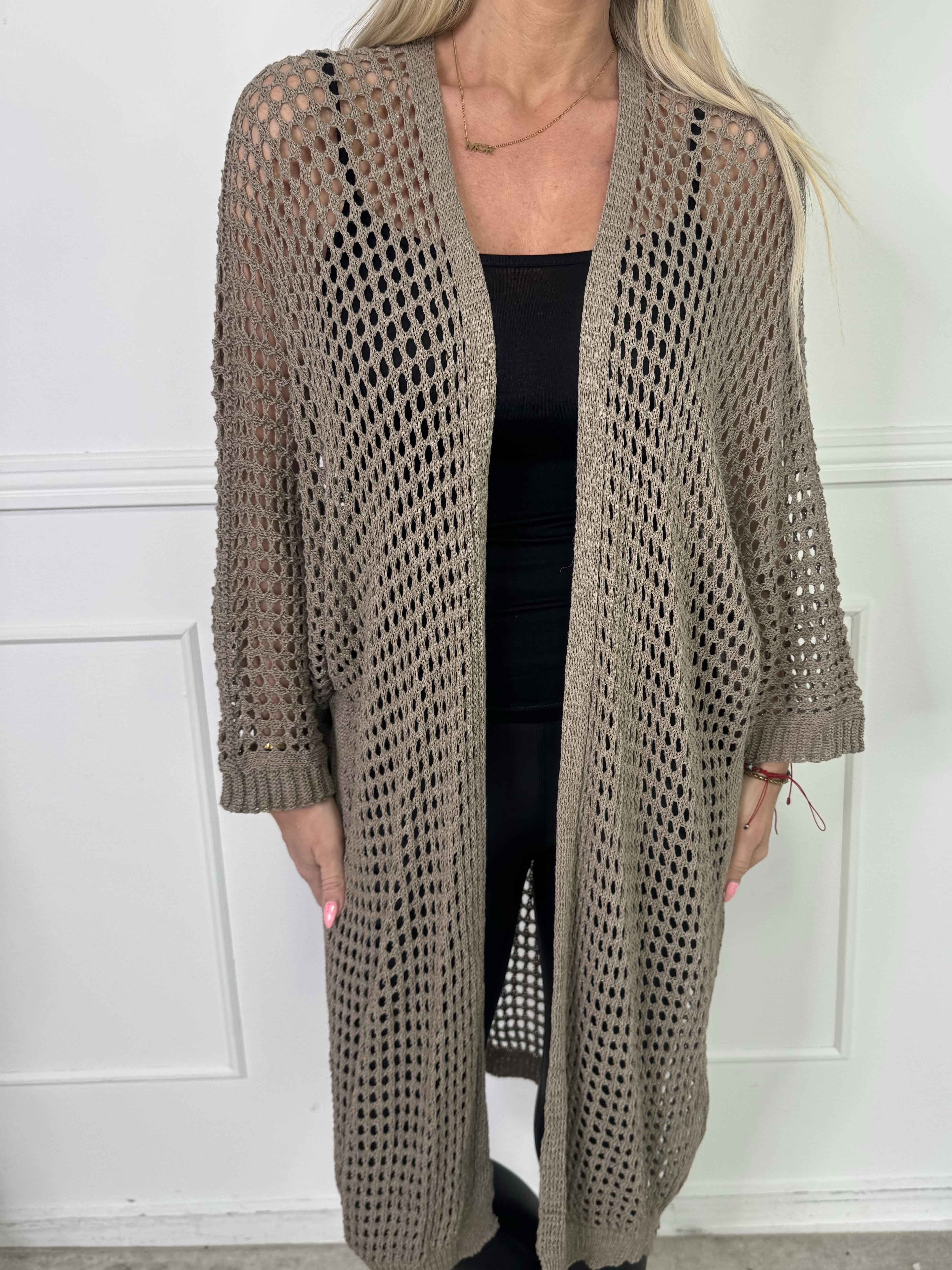 Hillary - Hæklet cardigan med hulmønster i bomuldsblanding